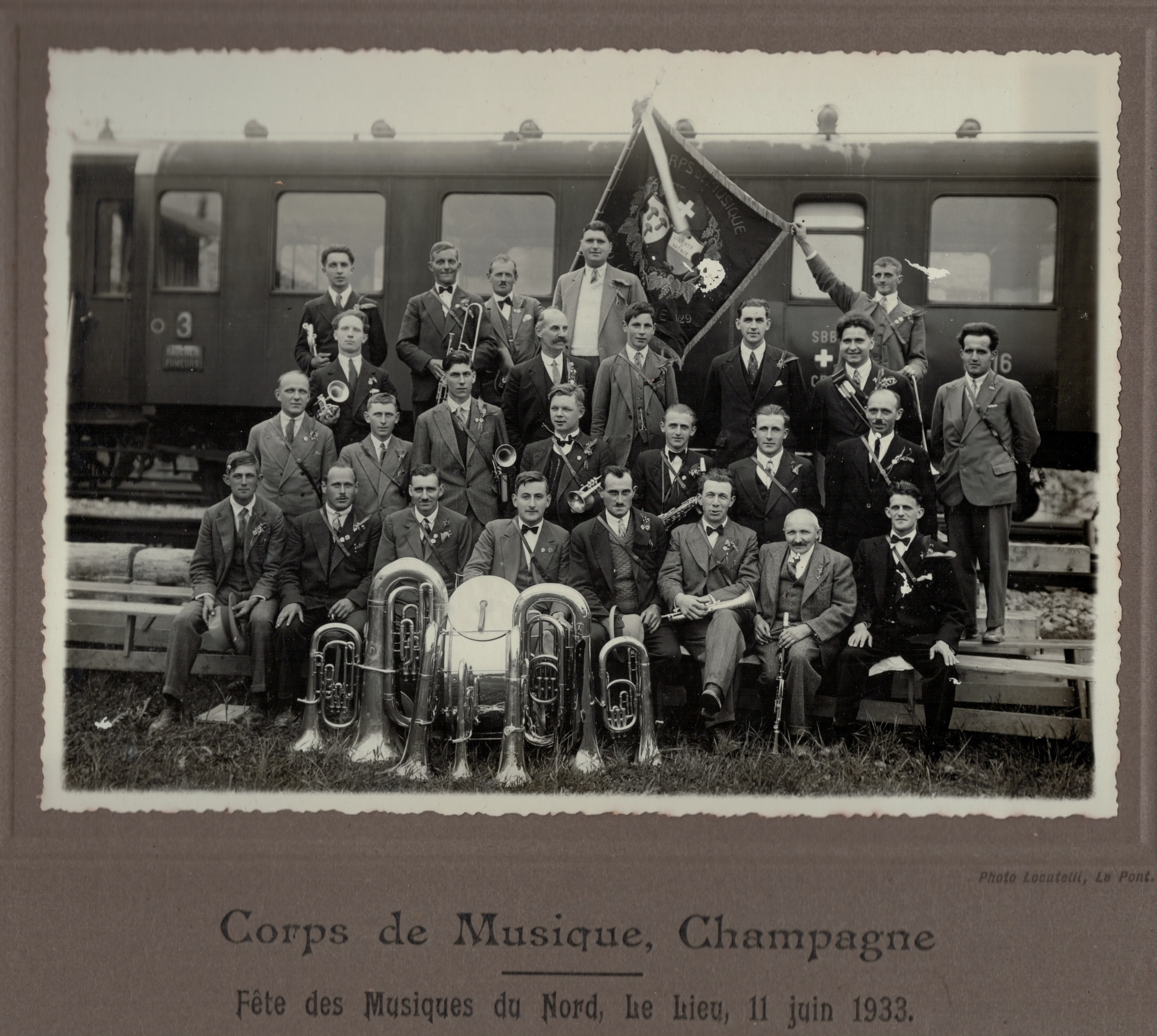 1933 Photo Groupe 1933 le Lieu